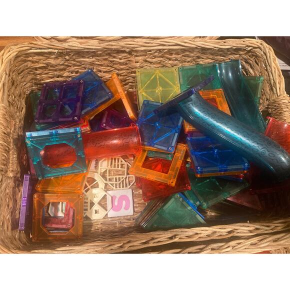 Magnetic Tiles + Pipe Set TONS of pieces Pre-owned Playmags + Lukat Brands - Picture 14 of 16